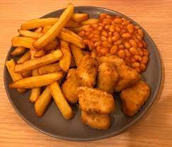 Chicken Nuggets, Chips & Beans